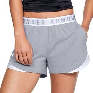 Size YLG, Under Armour shorts